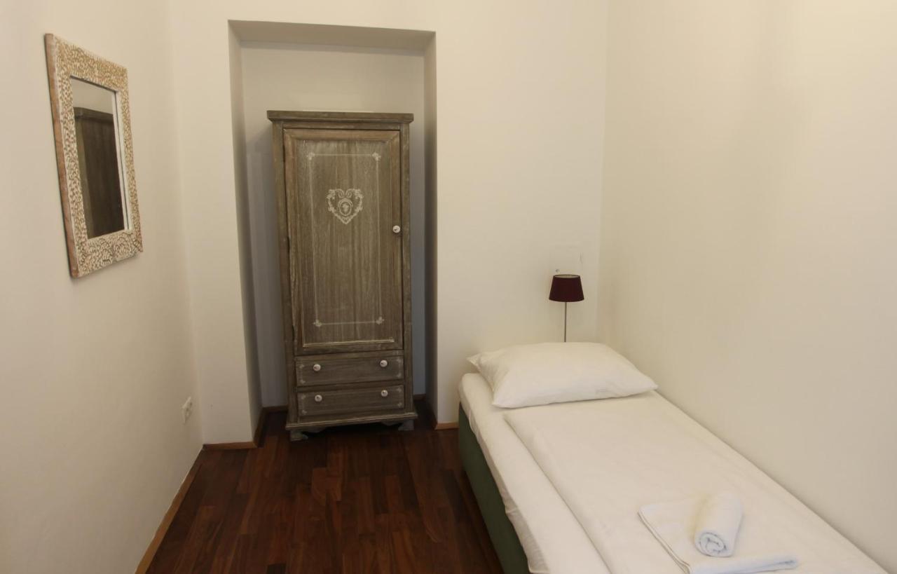 Casa Nostra - Ausgefallene Wohnung Am Augarten Wien Eksteriør billede